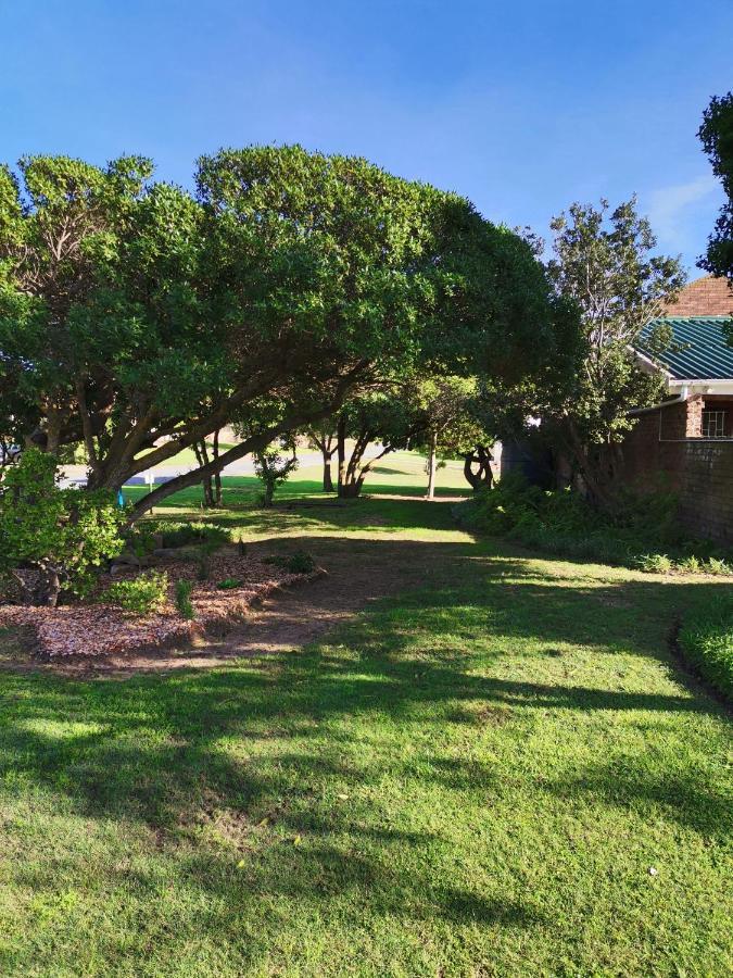 Muir Holiday Apartments Stilbaai Exterior foto